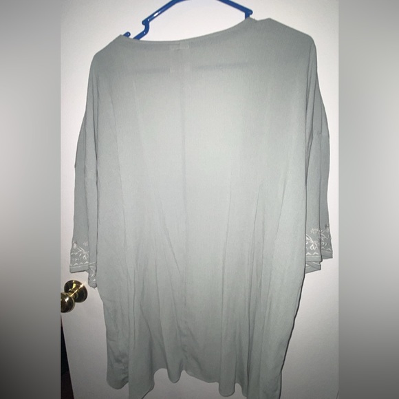 Knox rose lightweight boho half sleeve shawl - Picture 4 of 5